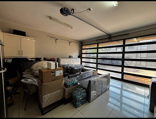 3 BEDROOM CLUSTER TO LET IN HOUGHTON ESTATE